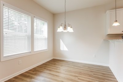 004 photo dining room 14028374