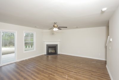 002 Living Room ET61133