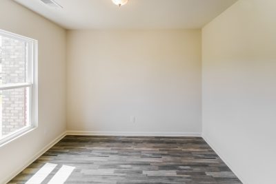 011 photo bedroom 11300908