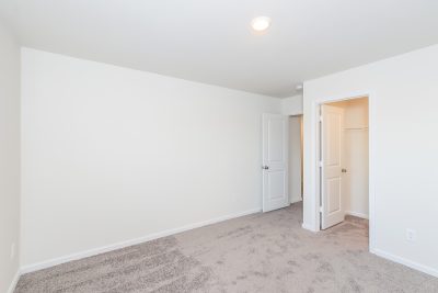013 photo bedroom 10434244