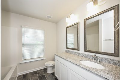 013 Bathroom ET61010