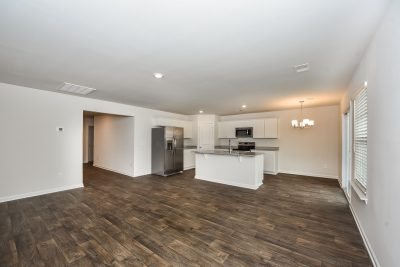 004 Living Room ET61011