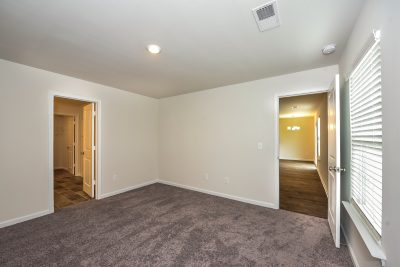 008 Main Bedroom ET61011