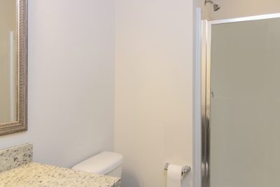 007 photo main bathroom 12835538