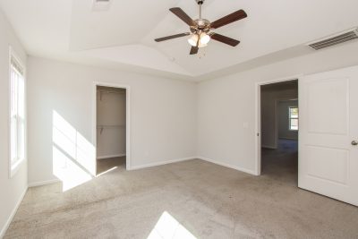 007 photo main bedroom 15170375