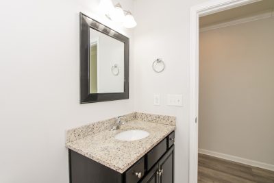 011 photo bathroom 15170381