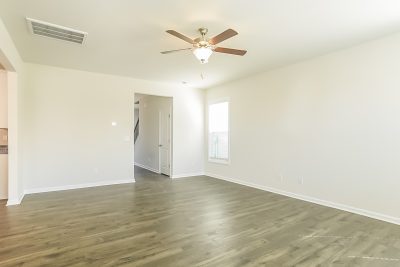 003 photo living room 11005714