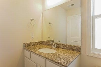 013 photo bathroom 11006489