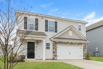 001 photo front view 15050896