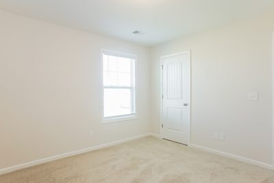 010 photo bedroom 11006406