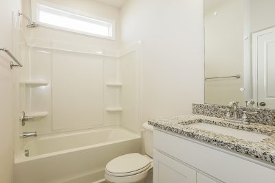 013 photo bathroom 11994071