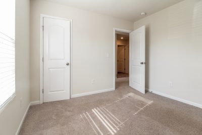 012 photo bedroom 11273296