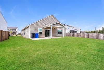 013 photo rear view 13072872