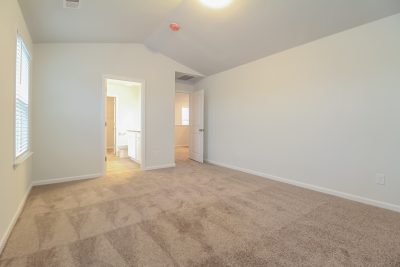 008 Main Bedroom ET41139