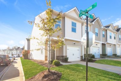 001 photo front view 14929183