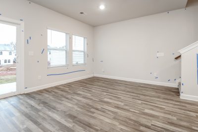 004 Living Room ET71010