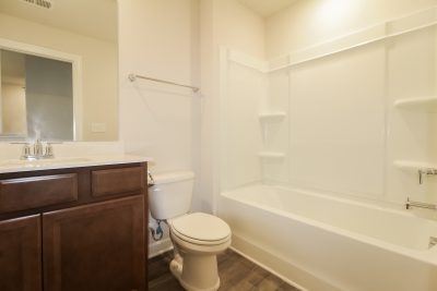 013 photo bathroom 11277849