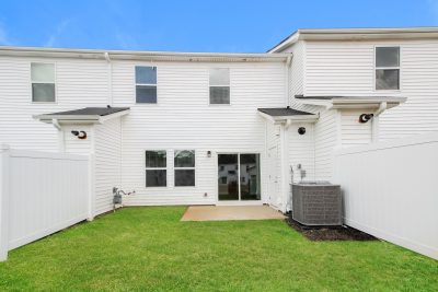 014 photo rear view 11277855