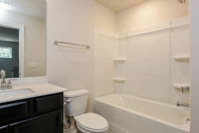 013 photo bathroom 11807145