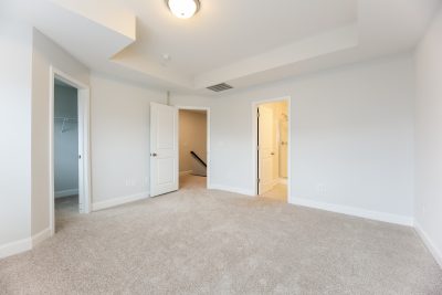 009 photo main bedroom 10595474