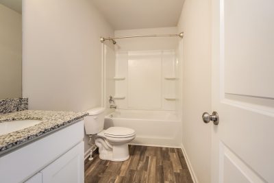 012 photo bathroom 13054980