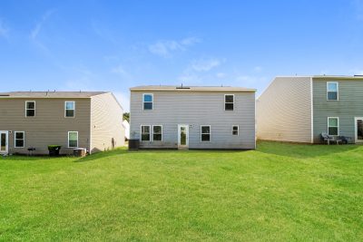 013 photo rear view 13054984