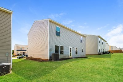 014 photo rear view 13055370