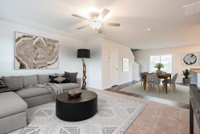 002 2094 Southlea Dr Staged