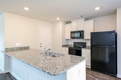 005 Kitchen ET31382