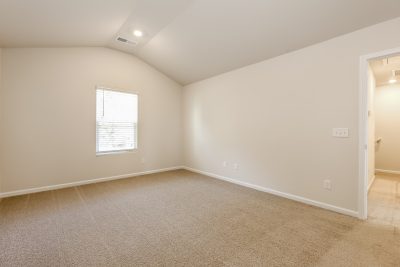 008 Main Bedroom ET31383