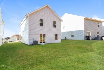 015 Rear View ET31383