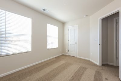 012 Bedroom ET31386