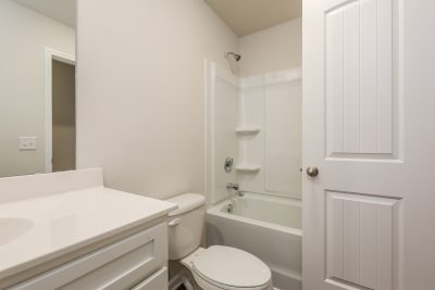 013 Bathroom ET31386