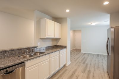 006 Kitchen ET41085