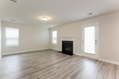 003 Living Room ET51327