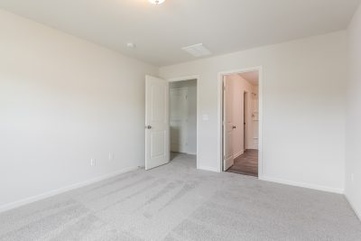 006 photo main bedroom 11265237