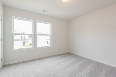 007 photo main bedroom 11265239