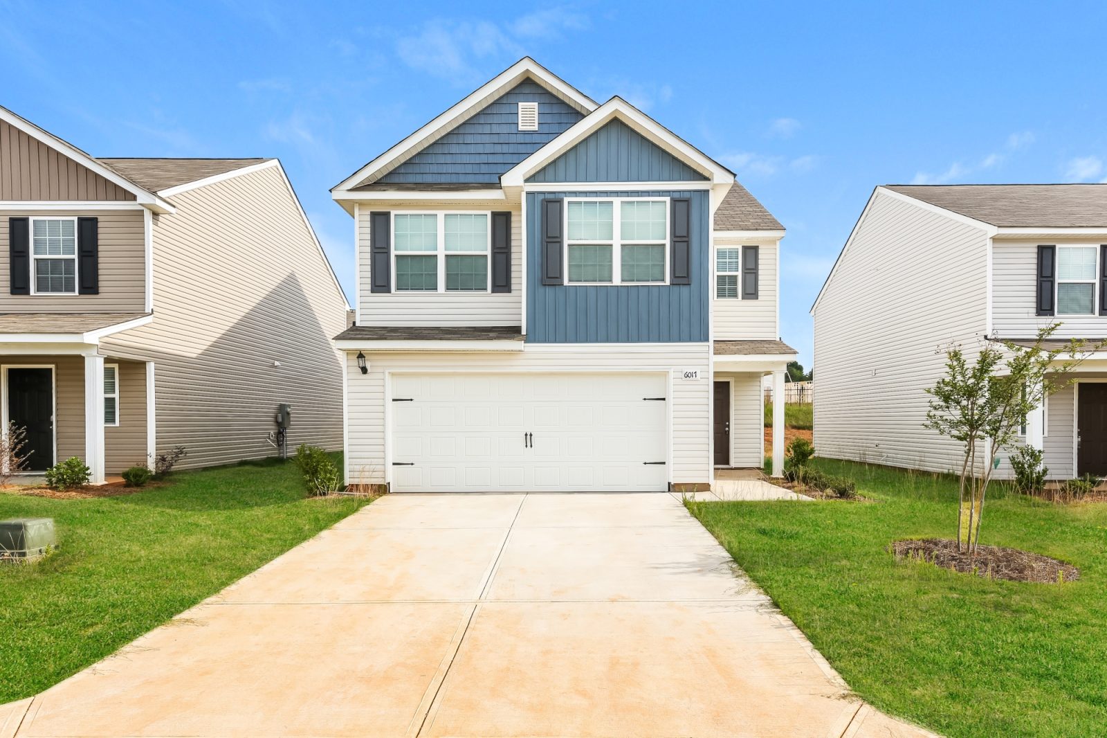 000 photo front view 11265199