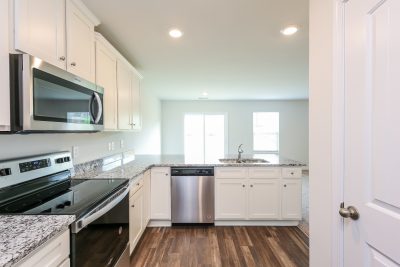 005 photo no caption 12360609