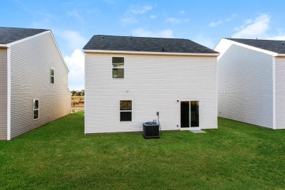 014 photo rear view 11990498