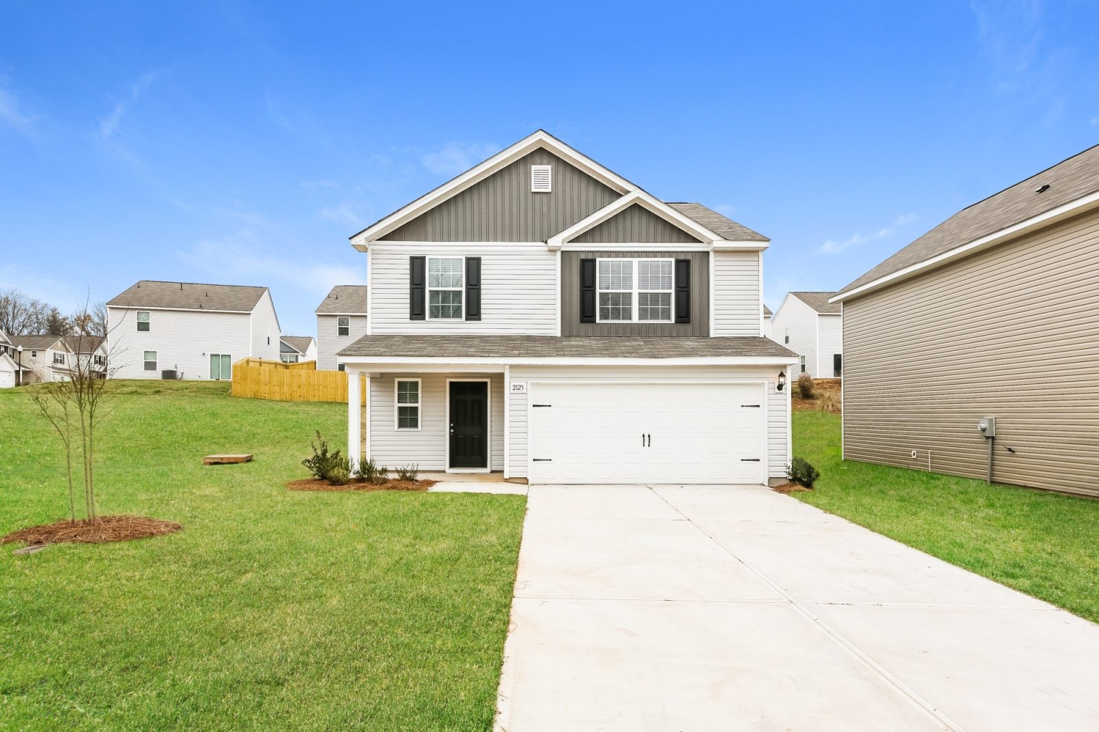 000 photo front view 12273481