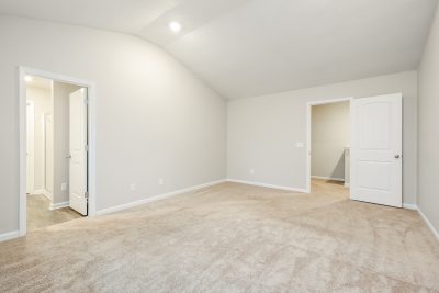 009 016 photo main bedroom 15146841