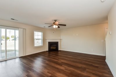 003 Living Room ET51331