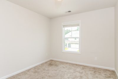 010 photo bedroom 12952099