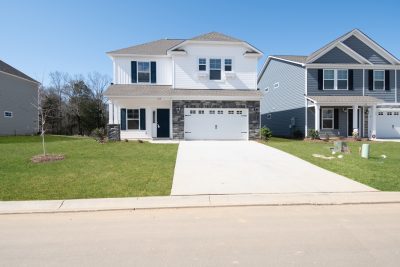 000 Front View 10577987