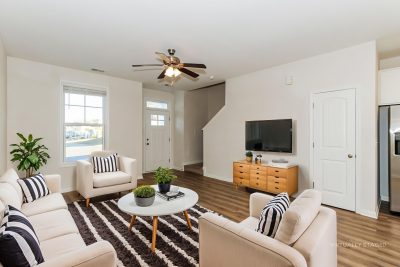 003 photo vs living room 15100840