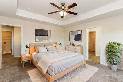 011 photo vs main bedroom 15100841