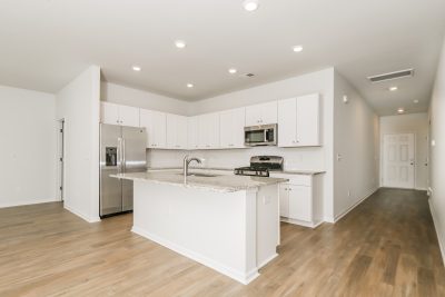 006 Kitchen ET11021