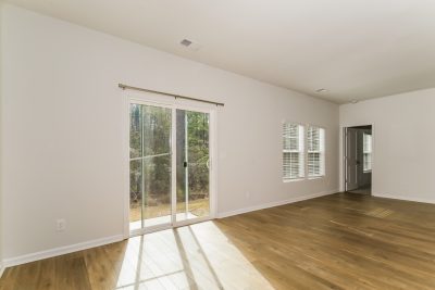 004 Dining Room ET11024