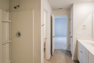 013 Hallway ET11025